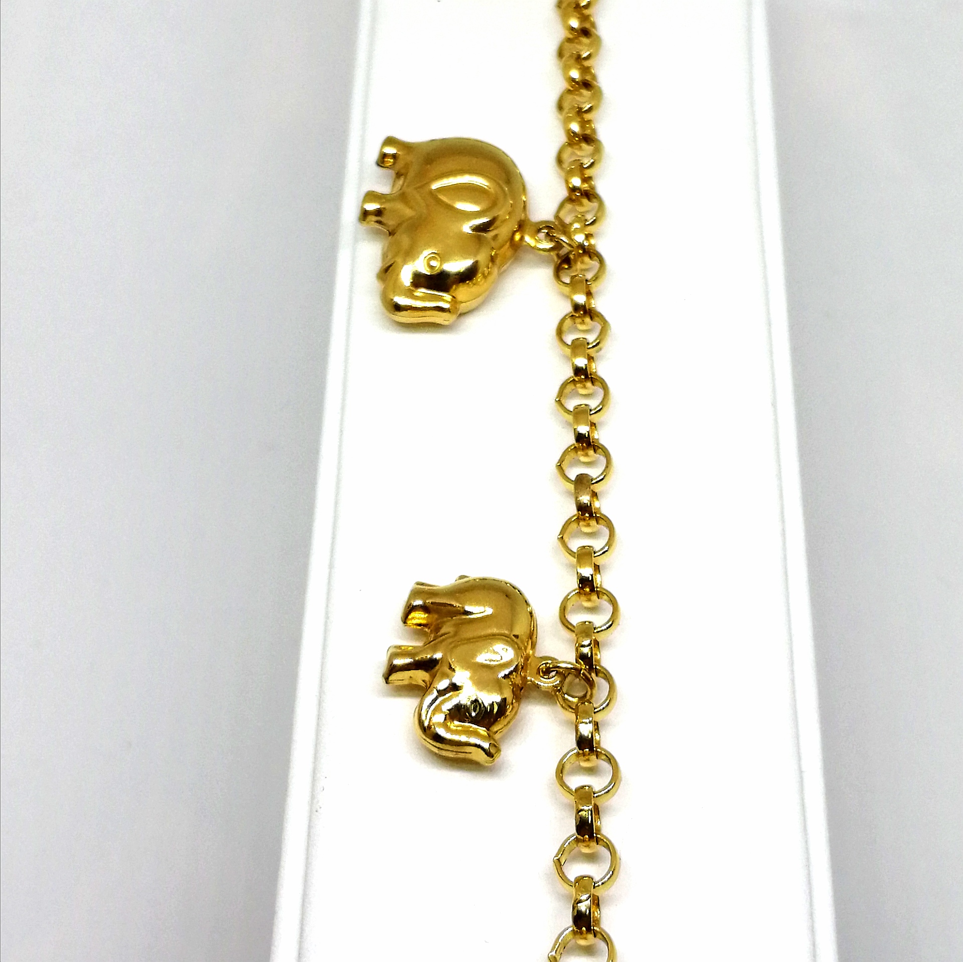 Bohemian Charm Elephant and Heart Bracelet - 2 Colors – Neshe Fashion  Jewelry