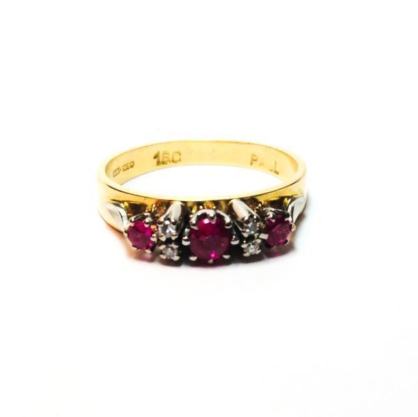 14ct Gold Synthetic Ruby & Diamond Ring (circa 1970s)