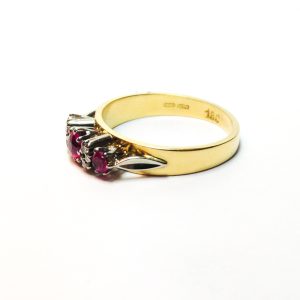 14ct Gold Synthetic Ruby & Diamond Ring (circa 1970s)
