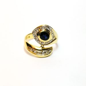 18ct Gold Diamond & Sapphire Snake Style Ring (London 1989)