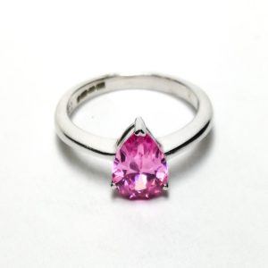 9ct White Gold Pink CZ Pear Shaped Ring