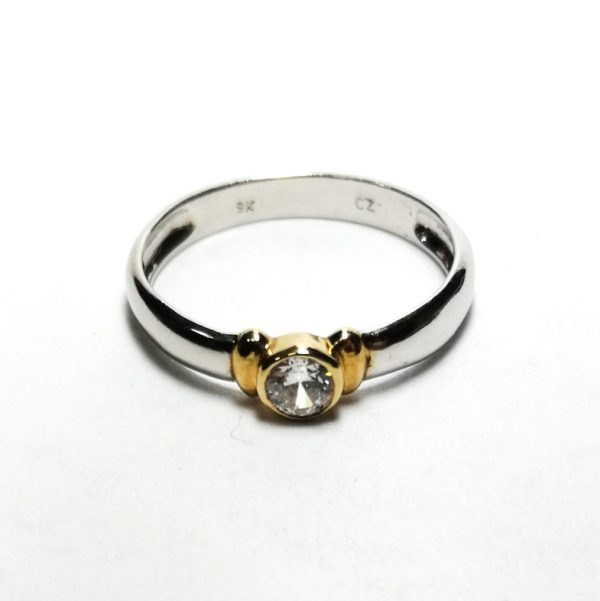 9ct White/Yellow Gold Rub Over CZ Solitaire Ring