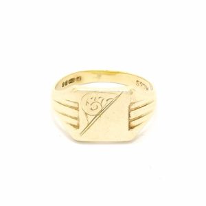9ct Gold Patterned Square Top Signet Ring