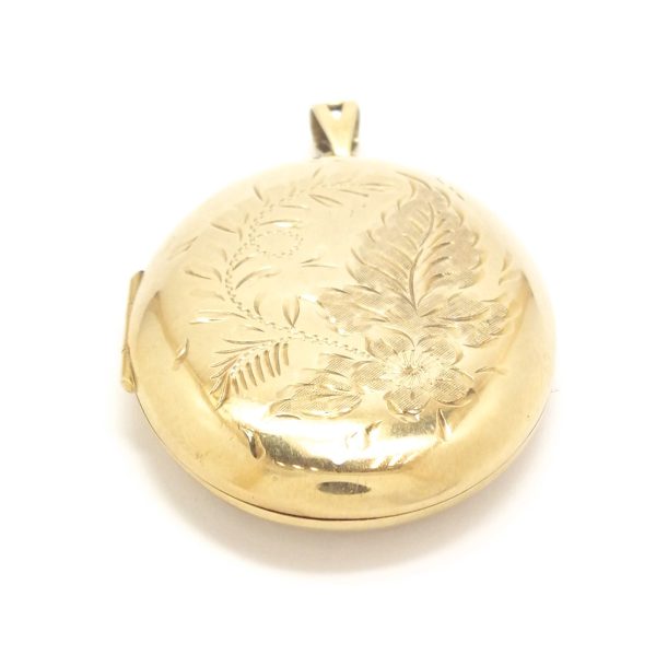 9ct Gold Vintage Oval Floral Engraved Patterned Locket