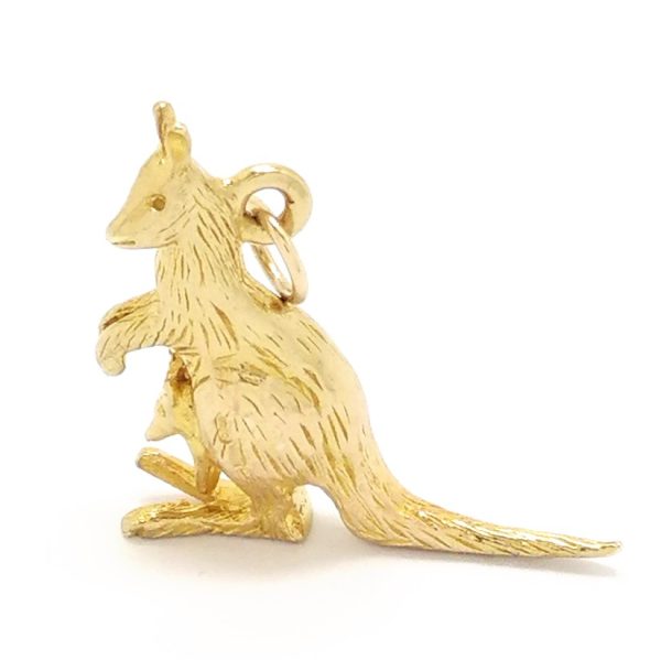 9ct Gold Kangaroo Charm