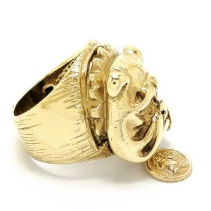 9ct Gold Bulldog Ring With St Christopher Tag 21.5g
