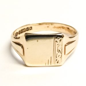 Vintage 9ct Gold Square Signet Ring 1959