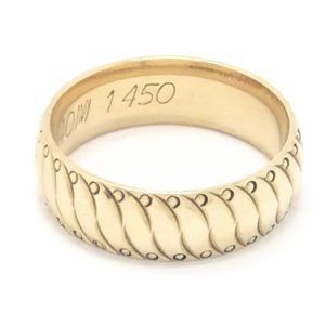 9ct Gold D Shaped Patterned Wedding Band Ring