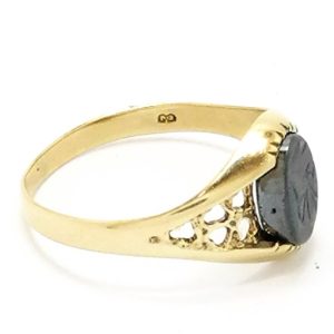 9ct Gold Oval Hematite Signet Ring