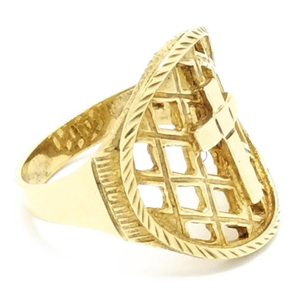 9ct Gold Round Cut Out Design Cross Ring