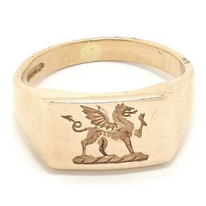 9ct Gold Gents Signet Ring With Griffin Detail