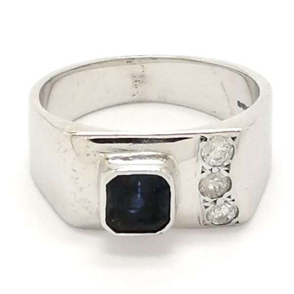 9ct White Gold Diamond & Sapphire Gents Signet Ring .20ct