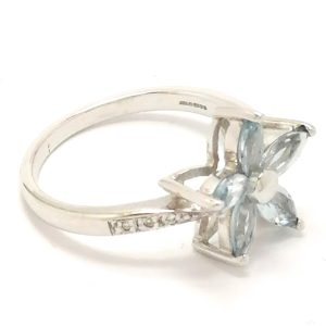 9ct White Gold Diamond & Aquamarine Flower Design Ring