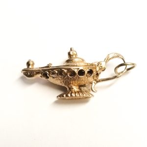 Vintage 9ct Aladdin's Lamp Charm