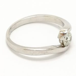 18ct White Gold Single Stone Crossover Diamond Ring .50ct