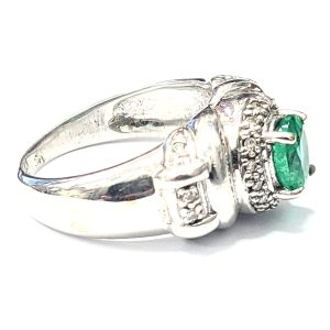 18ct White Gold Emerald & Diamond Ring