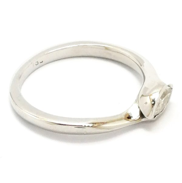 18ct White Gold Marquise Cut Diamond Single Stone Ring .32ct