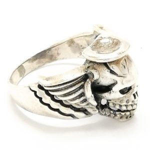 Silver Skull Design Ring With Wings On The Shoulders