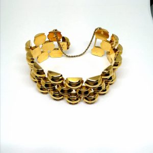 18ct Gold Fancy Bracelet 60.4g