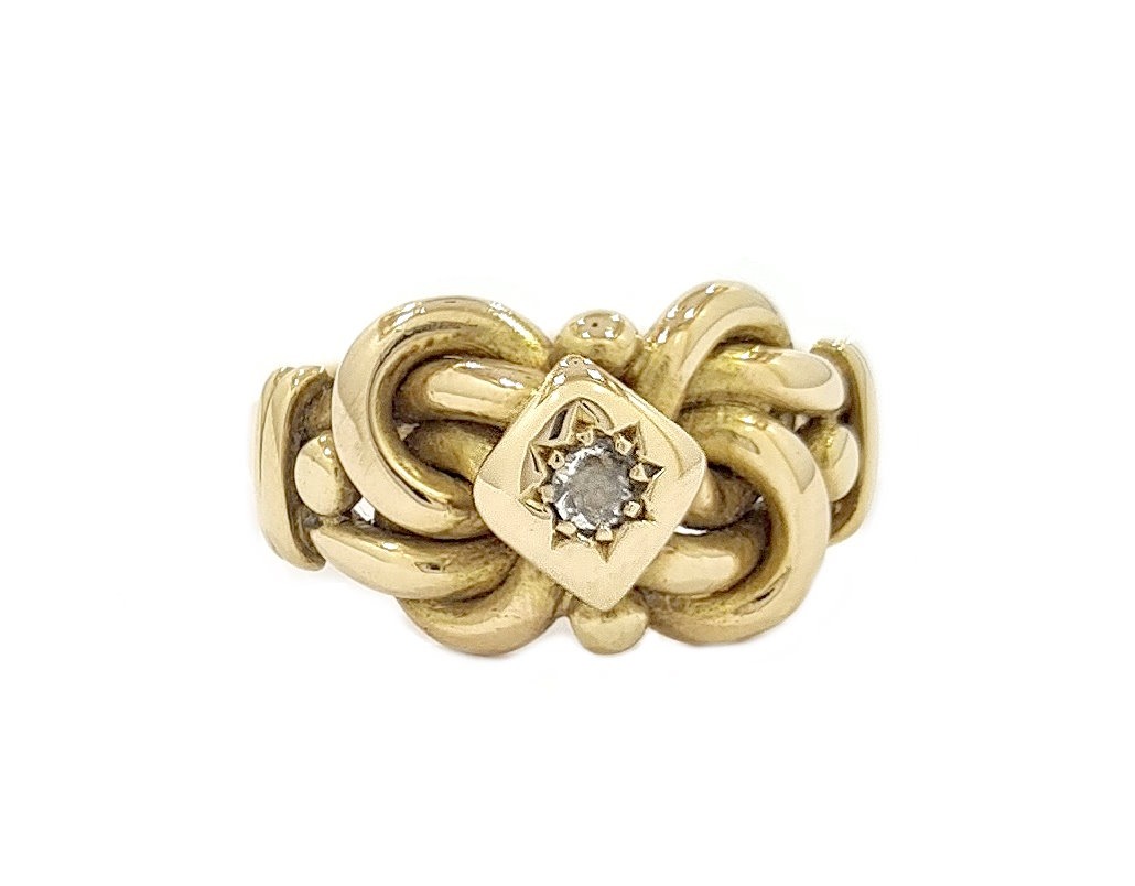 9ct Gold CZ Knot Ring – Large Size - Southend Discount Gold