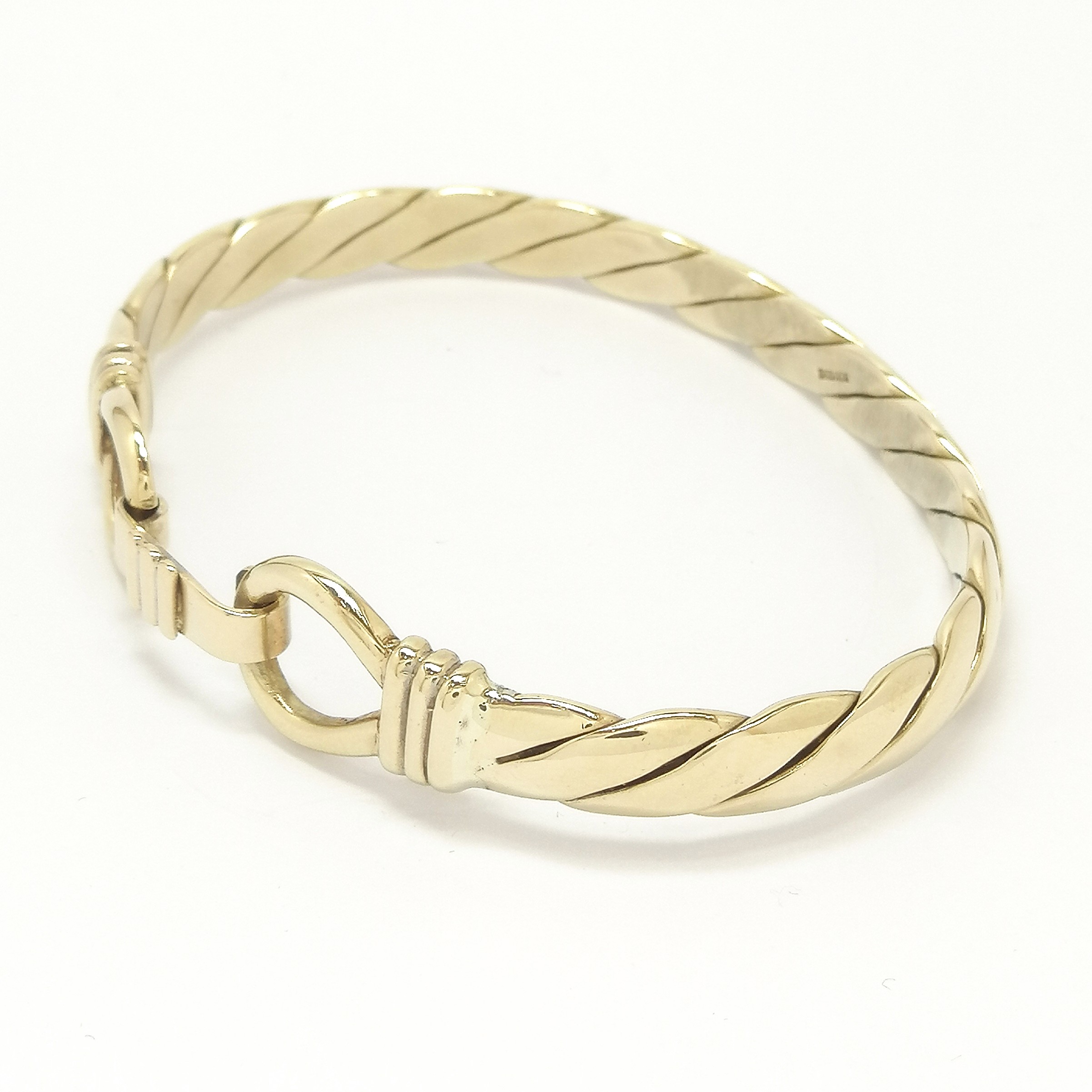 9ct Gold Twist Design Bangle With Hook & Double Loop 32.3g