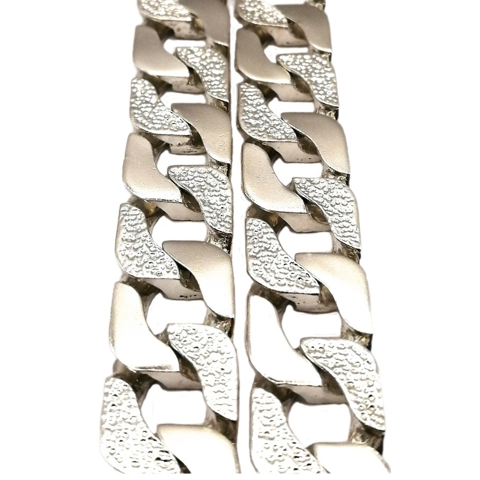 BackgroundEraser_20251018_103042455_edit_192686214460698